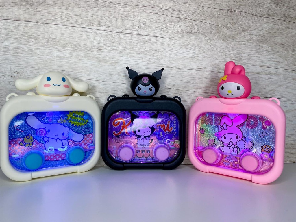 Juego de agua con luz kuromi