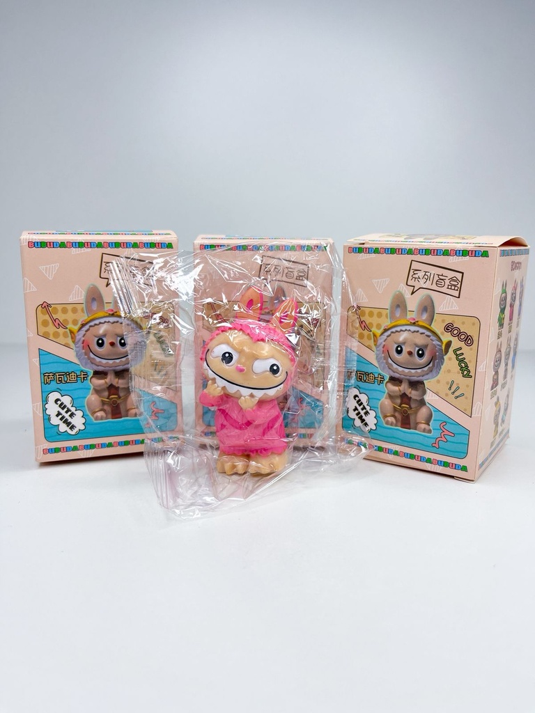 Figura sorpresa labubu en caja